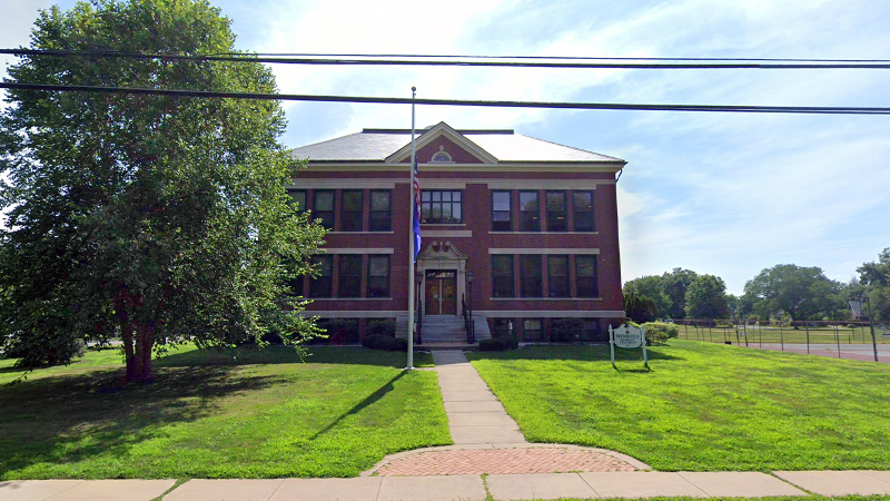 Photo of the district building in Wethersfield, CT