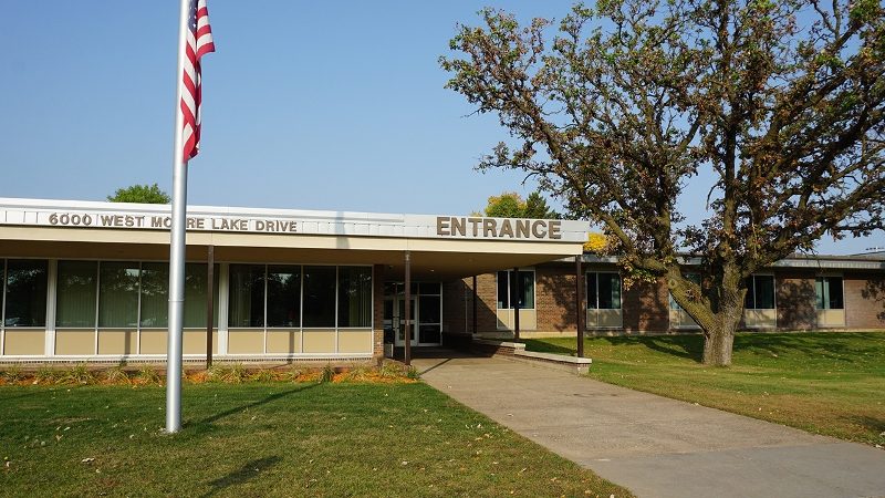 Photo of the district building for Fridley Public Schools